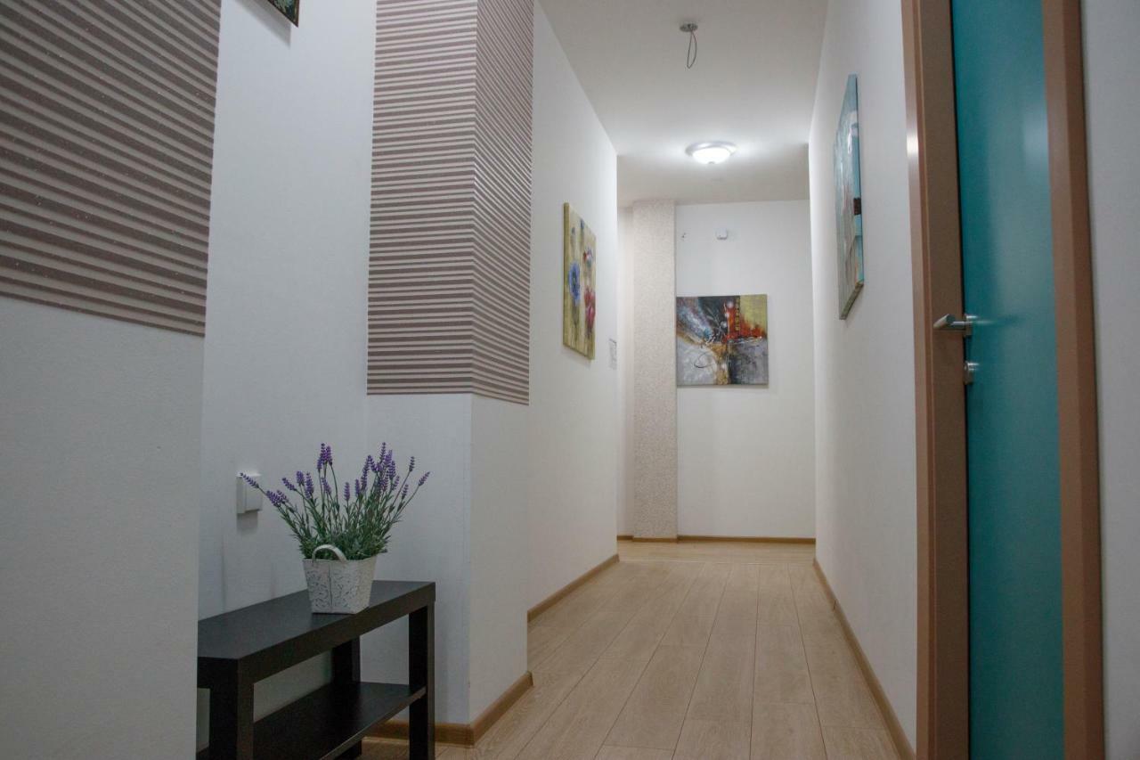 سوبوتيتْسا Guesthouse Night&Day المظهر الخارجي الصورة