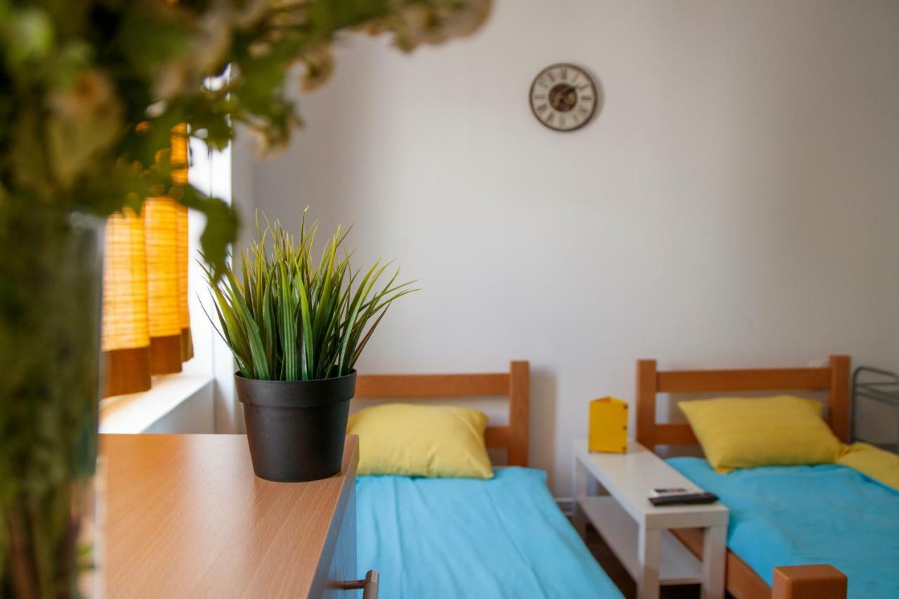 سوبوتيتْسا Guesthouse Night&Day المظهر الخارجي الصورة